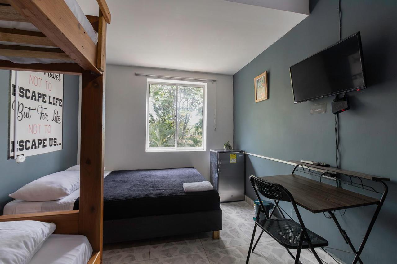 Living Hotel ميديلين المظهر الخارجي الصورة