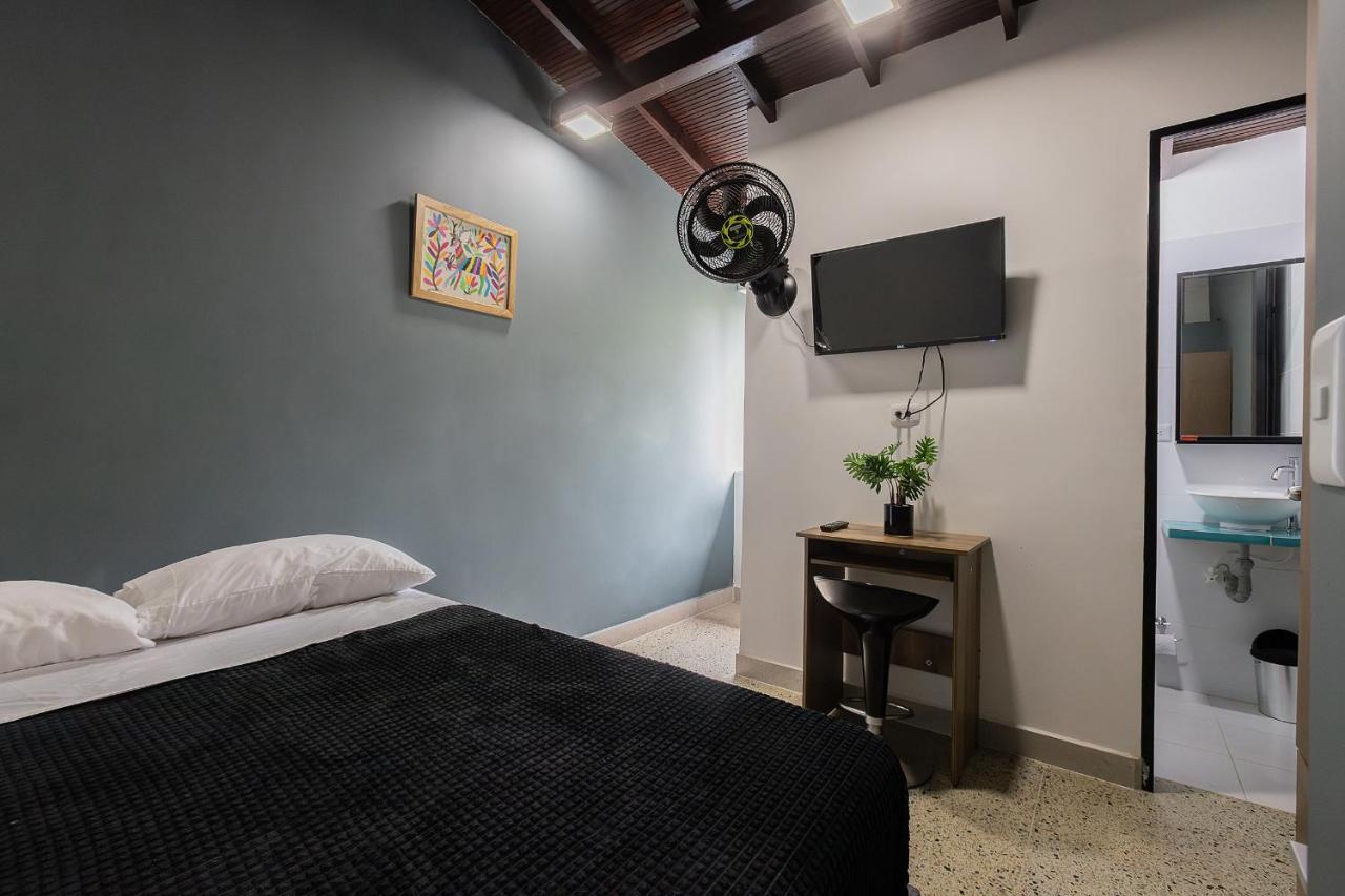 Living Hotel ميديلين المظهر الخارجي الصورة