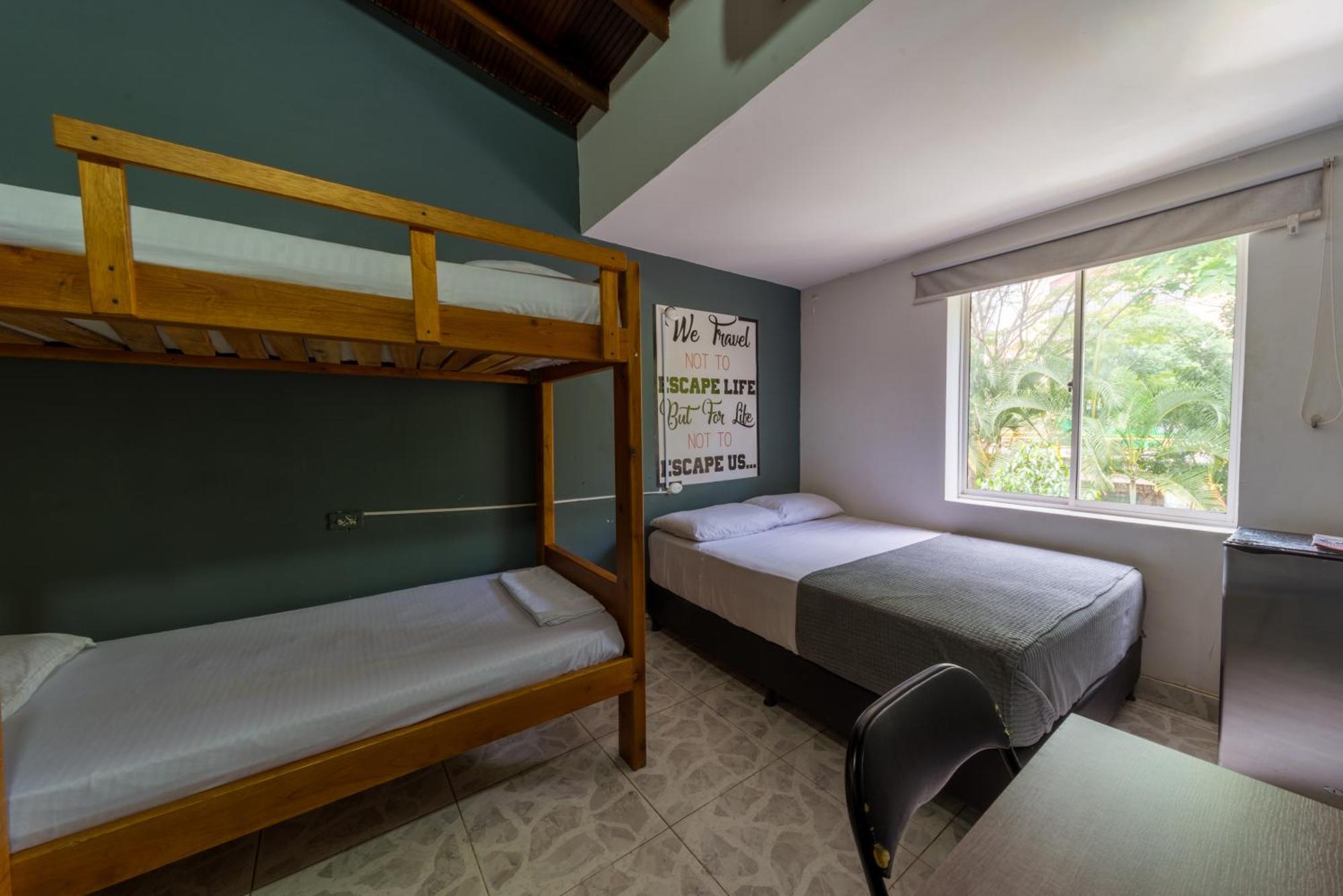 Living Hotel ميديلين المظهر الخارجي الصورة