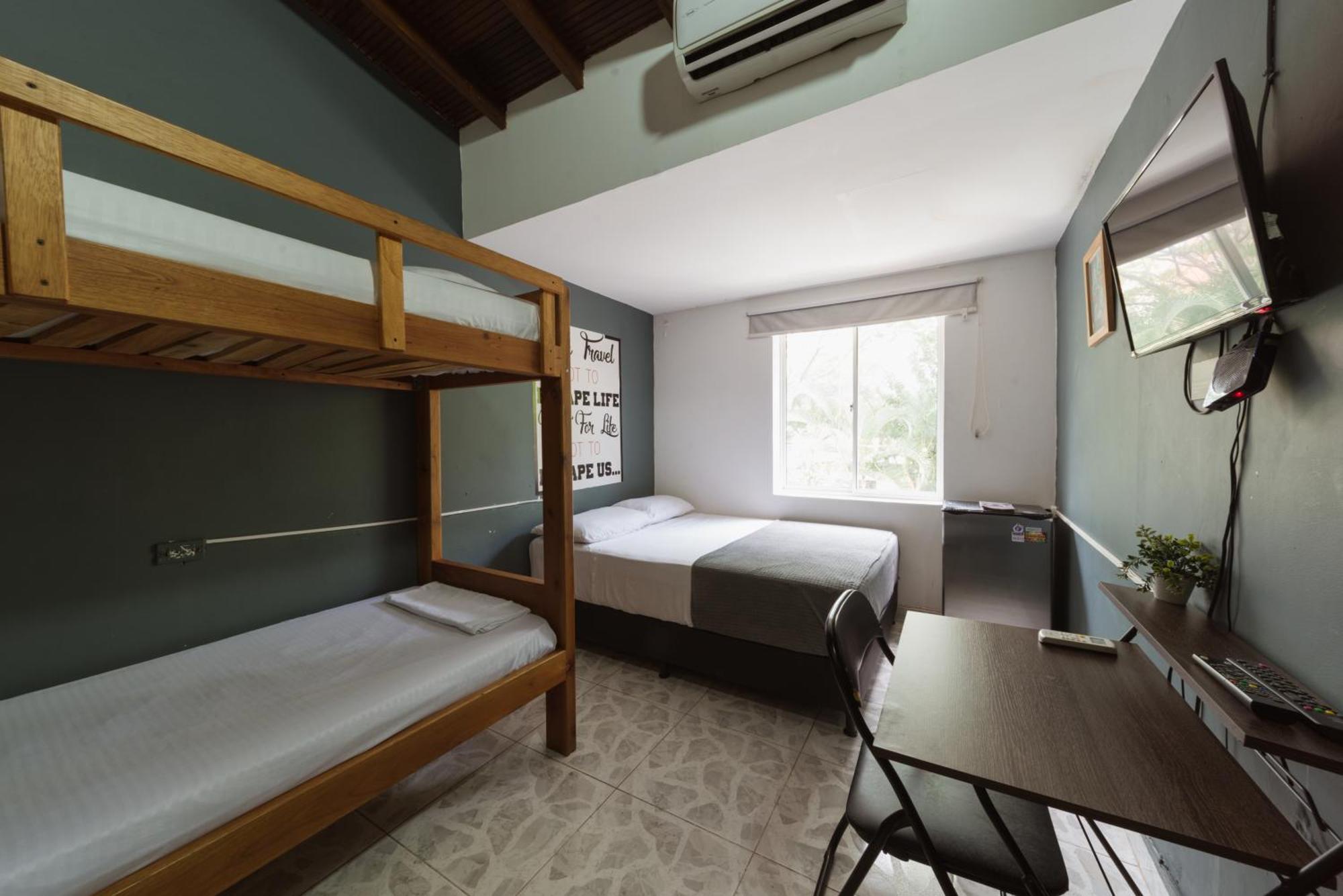 Living Hotel ميديلين المظهر الخارجي الصورة