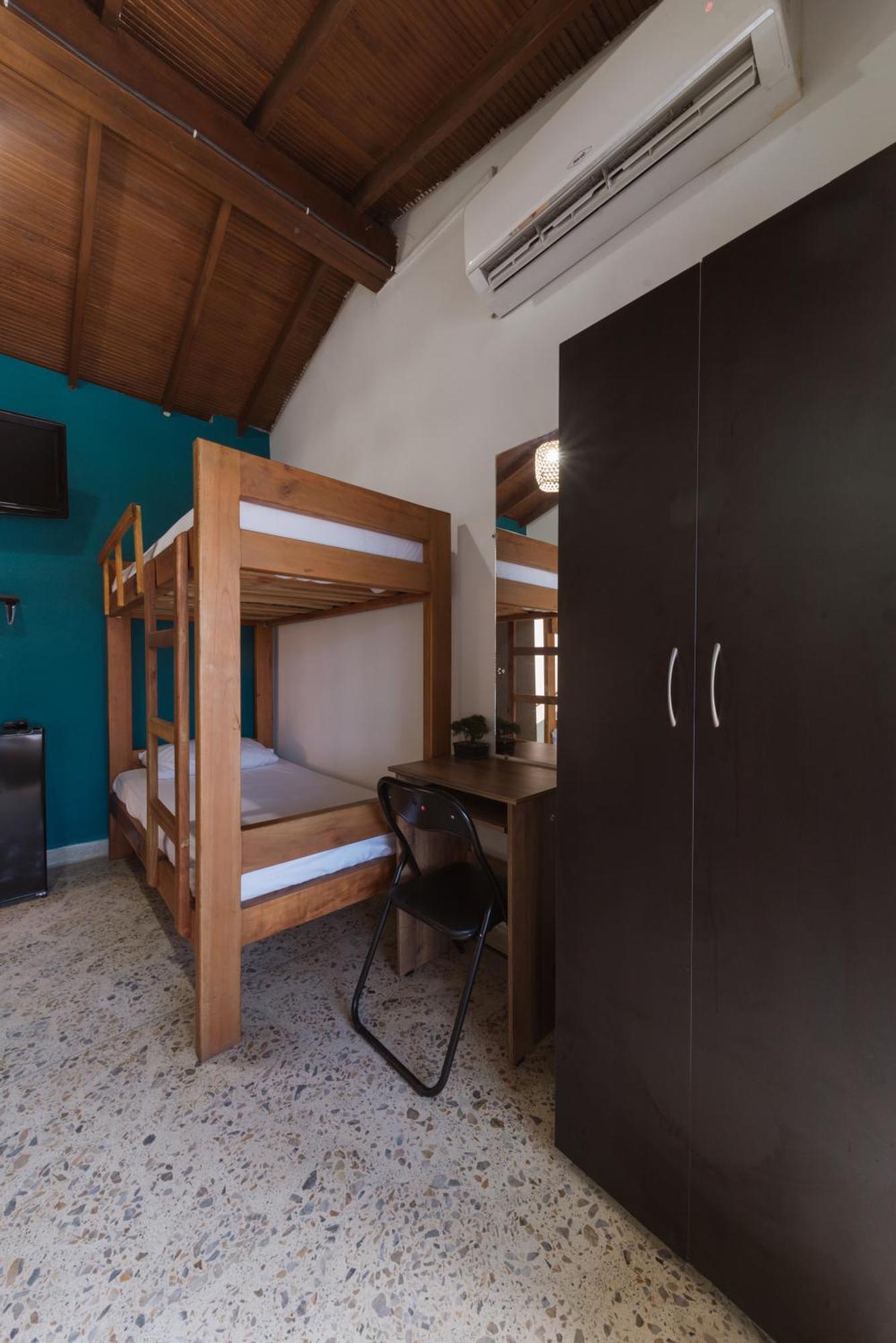 Living Hotel ميديلين المظهر الخارجي الصورة