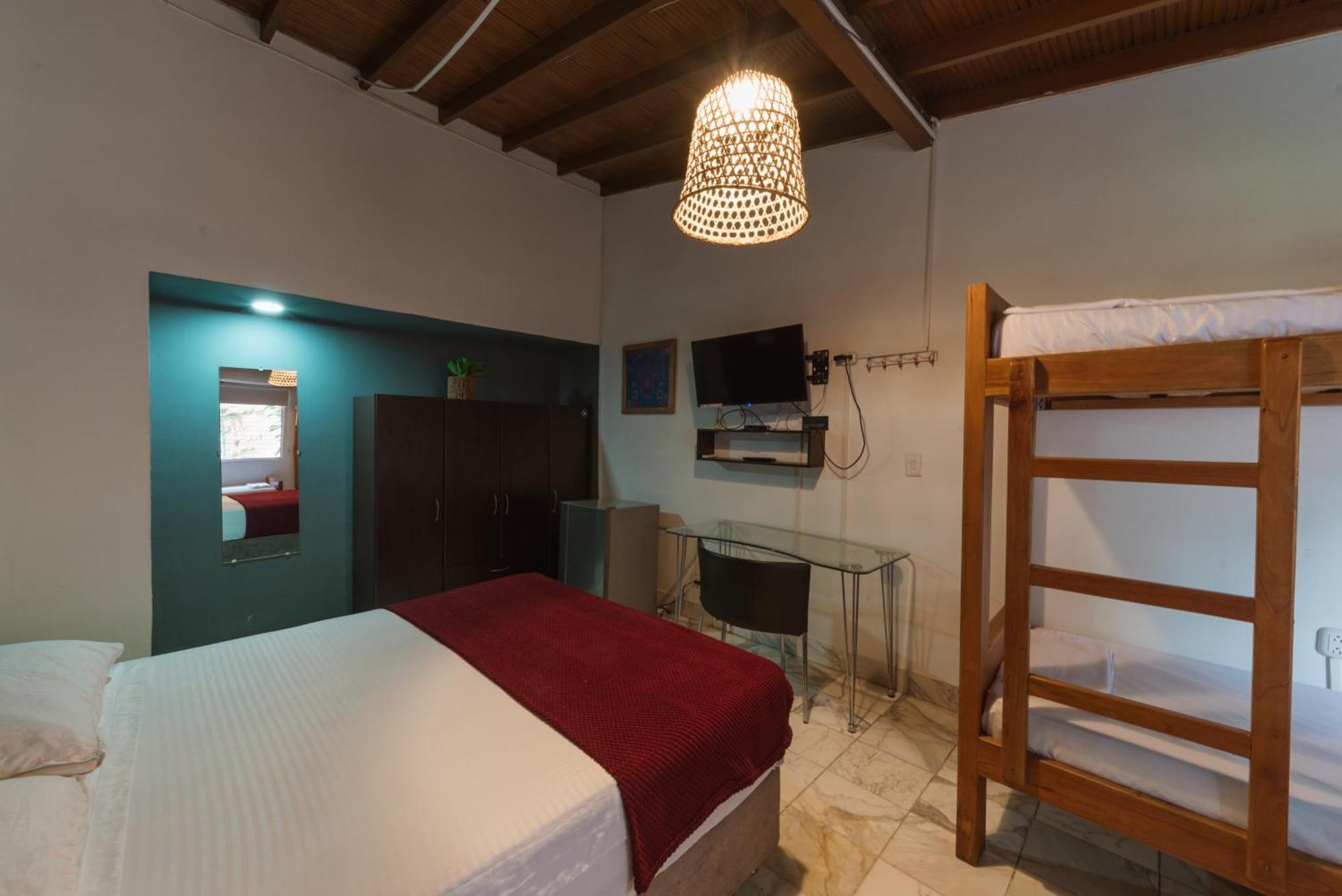 Living Hotel ميديلين المظهر الخارجي الصورة