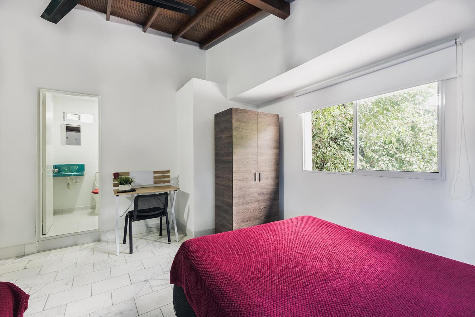 Living Hotel ميديلين المظهر الخارجي الصورة